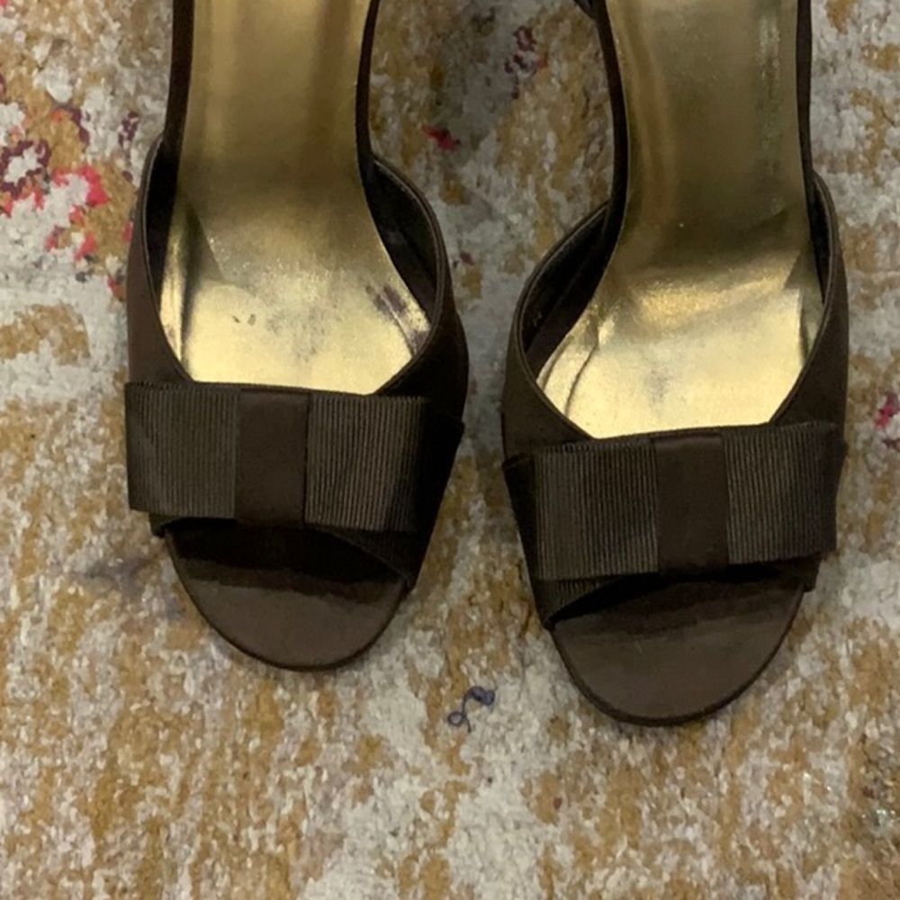 Stuart Weitzman peep toes - Picture 5 of 9